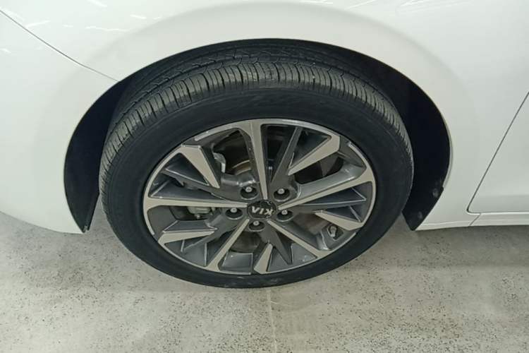 Used Kia K3 2021 1.5L CVT Youth Edition Left Front Wheel Hub