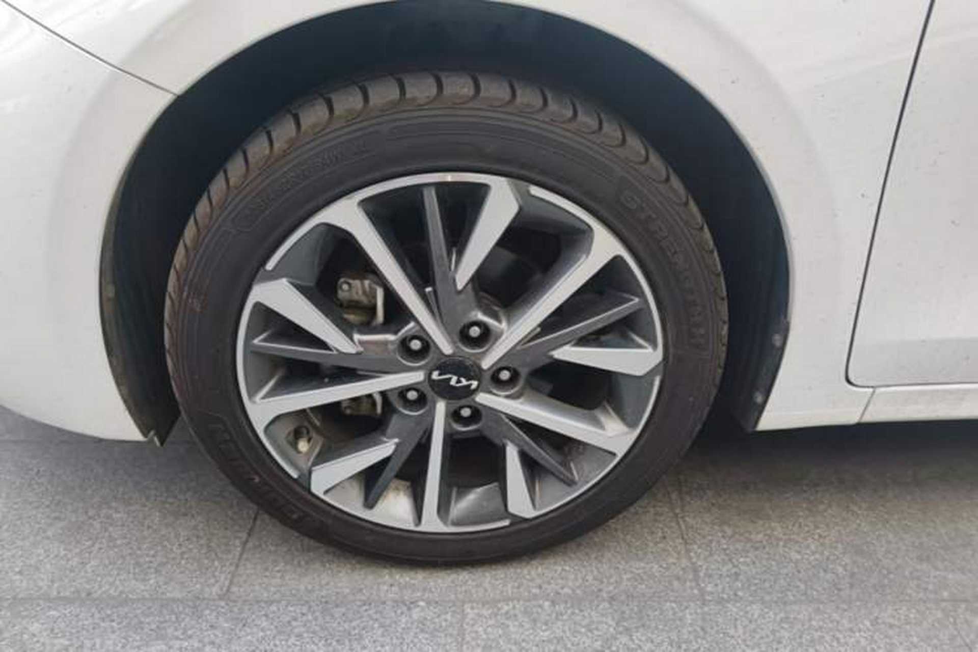 Used Kia K3 2021 Revised 1.5L CVT Fashion Edition Left Front Wheel Hub