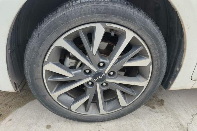 Used Kia K3 2021 Revised 1.5L CVT Fashion Edition Left Front Wheel Hub