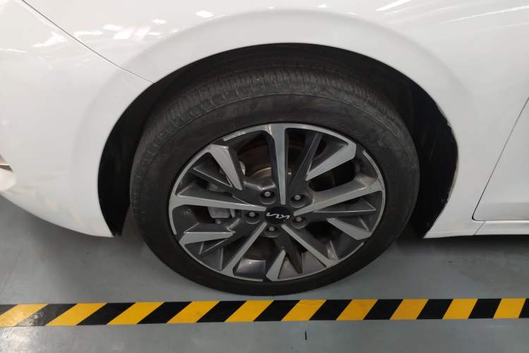 Used Kia K3 2021 Revised 1.5L CVT Fashion Edition Left Front Wheel Hub