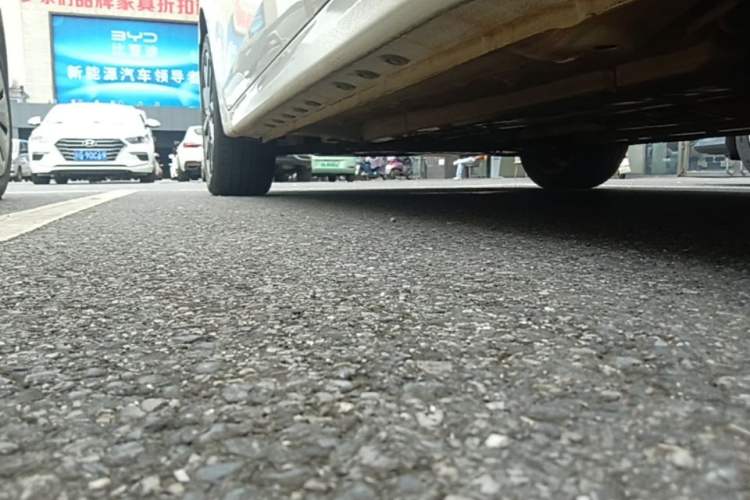 Used Kia K3 2021 Revised 1.5L CVT Fashion Edition Left Side Sill