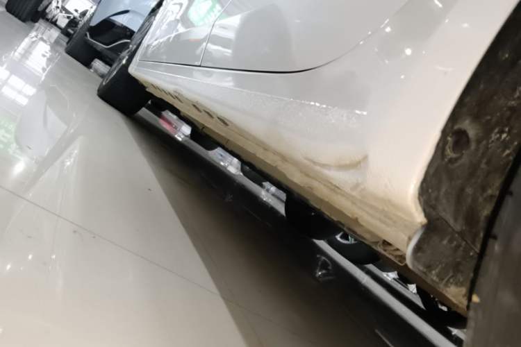 Used Kia K3 2021 Revised 1.5L CVT Fashion Edition Left Side Sill