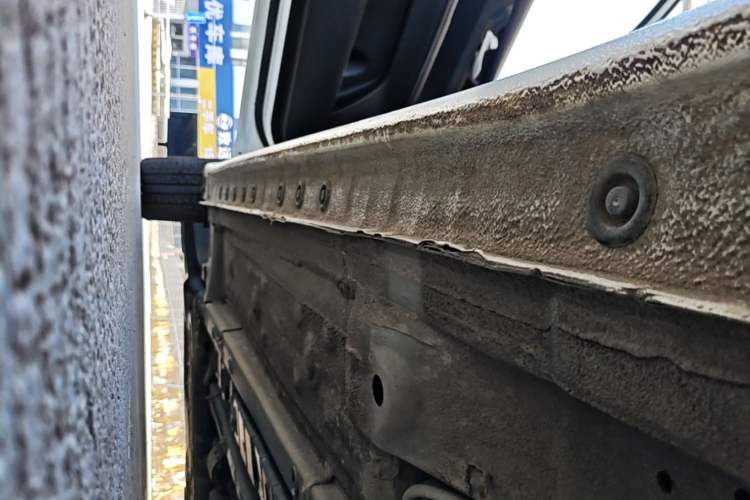 Used Kia K3 2021 Revised 1.5L CVT Fashion Edition Left Side Sill