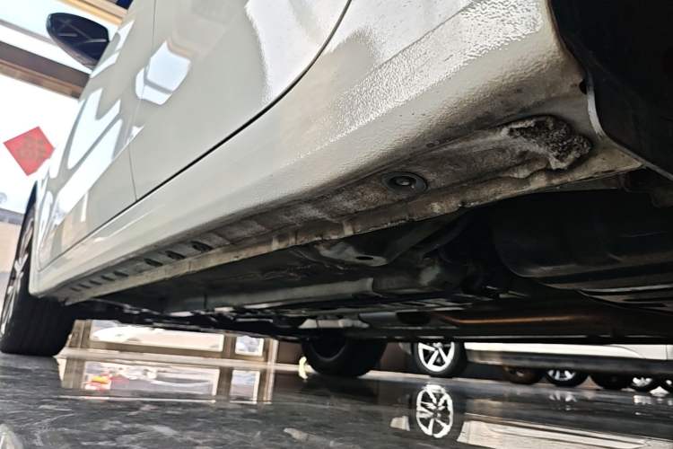 Used Kia K3 2021 Revised 1.5L CVT Fashion Edition Left Side Sill