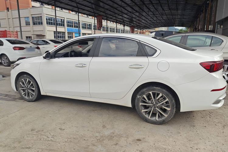 Used Kia K3 2021 1.5L CVT Fashion Edition Left Side