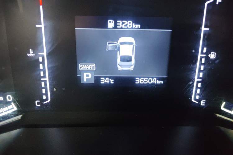 Used Kia K3 2021 Revised 1.5L CVT Youth Edition Odometer Close Up