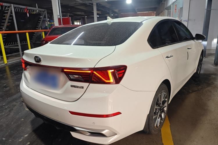Used Kia K3 2021 1.5L CVT Fashion Edition Rear Right 45 Deg