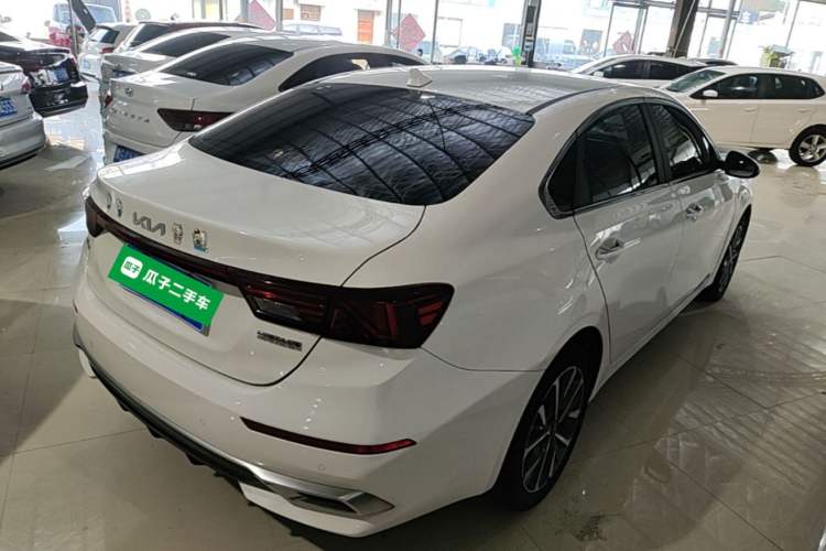 Used Kia K3 2021 Revised 1.5L CVT Fashion Edition Rear Right 45 Deg