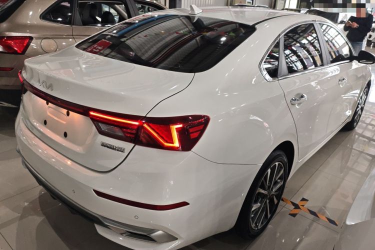 Used Kia K3 2021 Revised 1.5L CVT Fashion Edition Rear Right 45 Deg