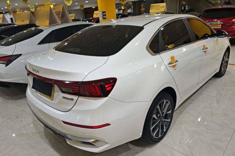 Used Kia K3 2021 Revised 1.5L CVT Fashion Edition Rear Right 45 Deg
