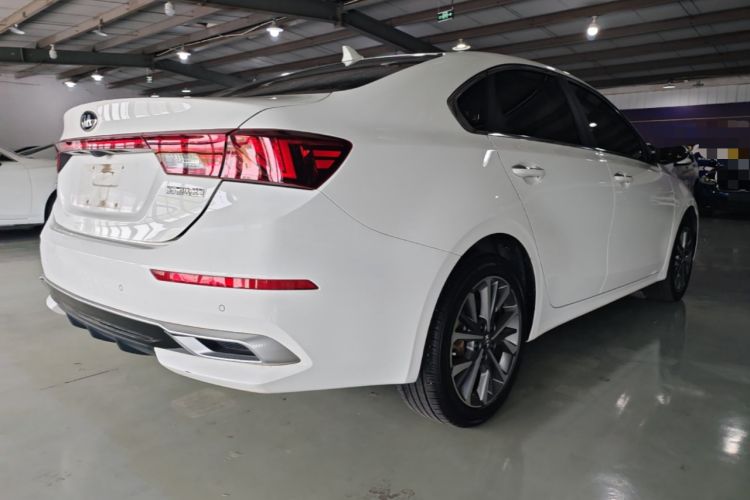 Used Kia K3 2021 1.5L CVT Fashion Edition Rear Right 45 Deg