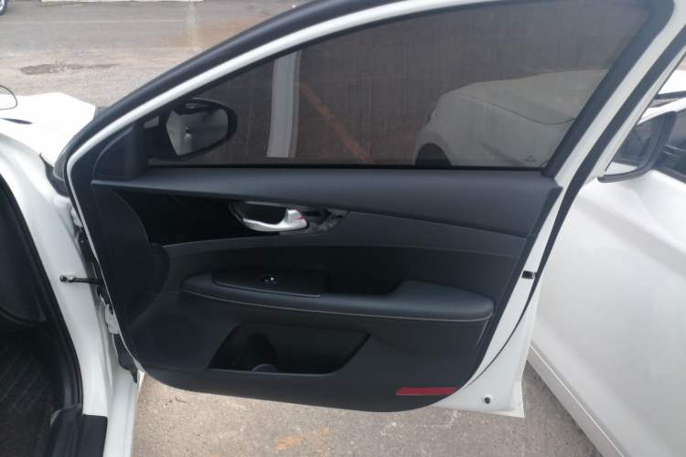 Used Kia K3 2021 Revised 1.5L CVT Fashion Edition Right Front Door Interior
