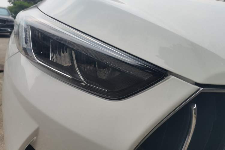 Used Kia K3 2021 Revised 1.5L CVT Fashion Edition Right Front Headlight