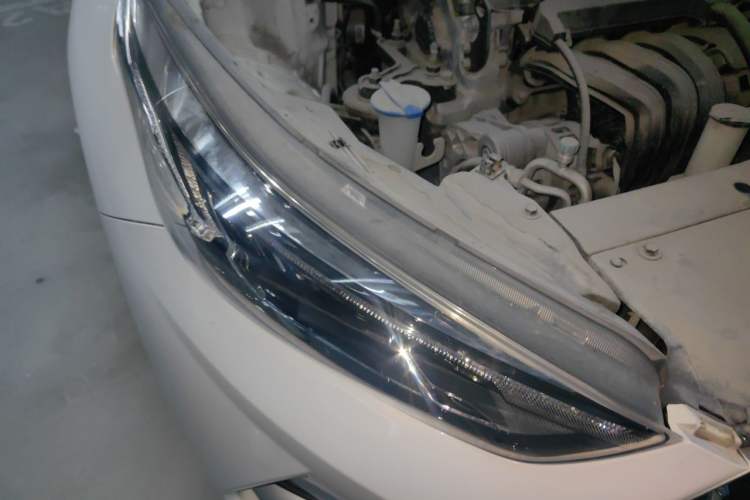 Used Kia K3 2021 Revised 1.5L CVT Fashion Edition Right Front Headlight