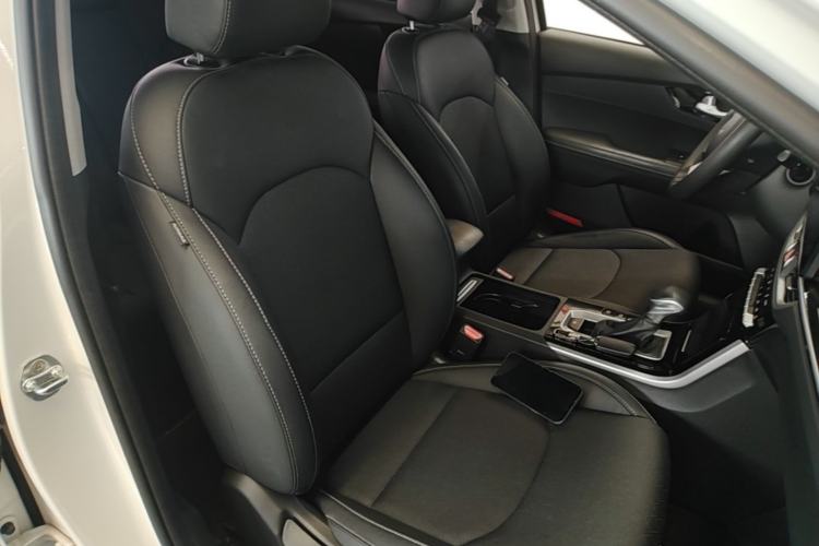 Used Kia K3 2021 Revised 1.5L CVT Fashion Edition Right Front Seat