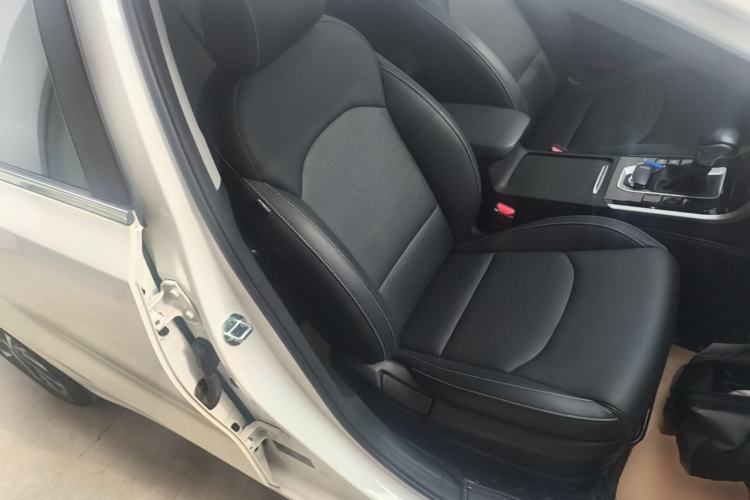 Used Kia K3 2021 Revised 1.5L CVT Fashion Edition Right Front Seat
