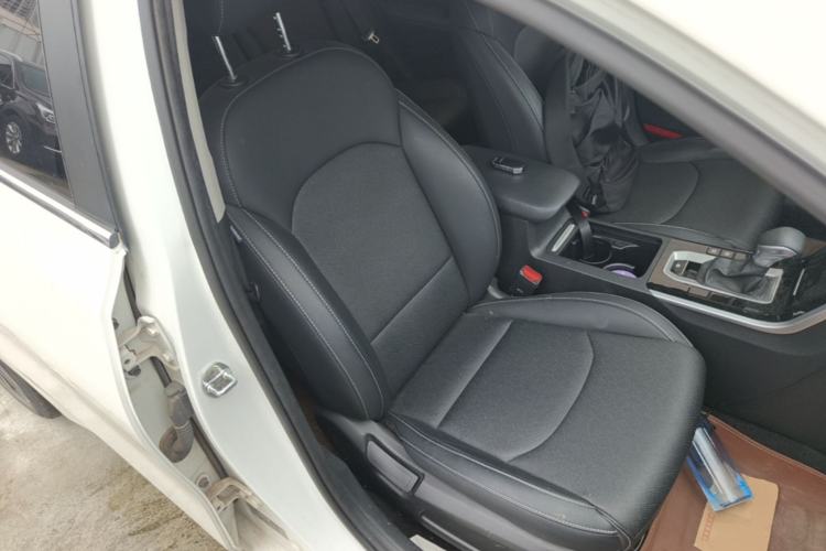 Used Kia K3 2021 Revised 1.5L CVT Fashion Edition Right Front Seat