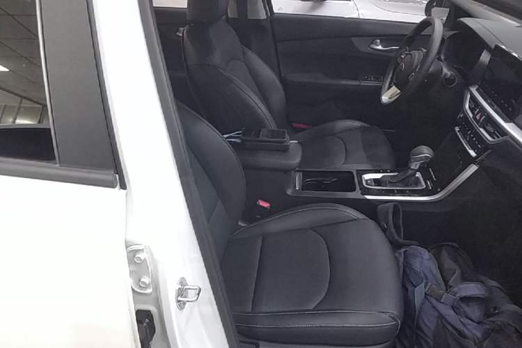 Used Kia K3 2021 1.5L CVT Youth Edition Right Front Seat