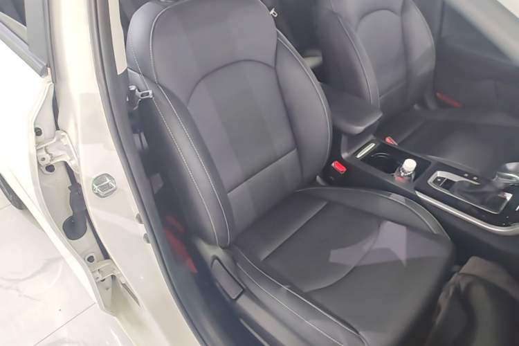 Used Kia K3 2021 1.5L CVT Youth Edition Right Front Seat