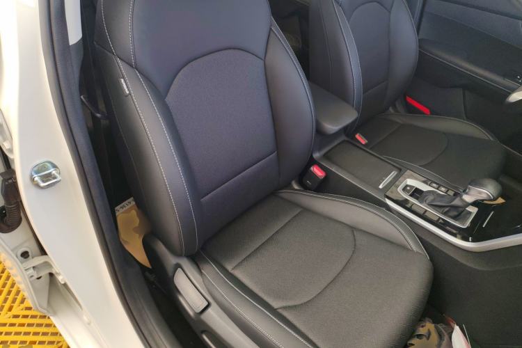 Used Kia K3 2021 Revised 1.5L CVT Fashion Edition Right Front Seat