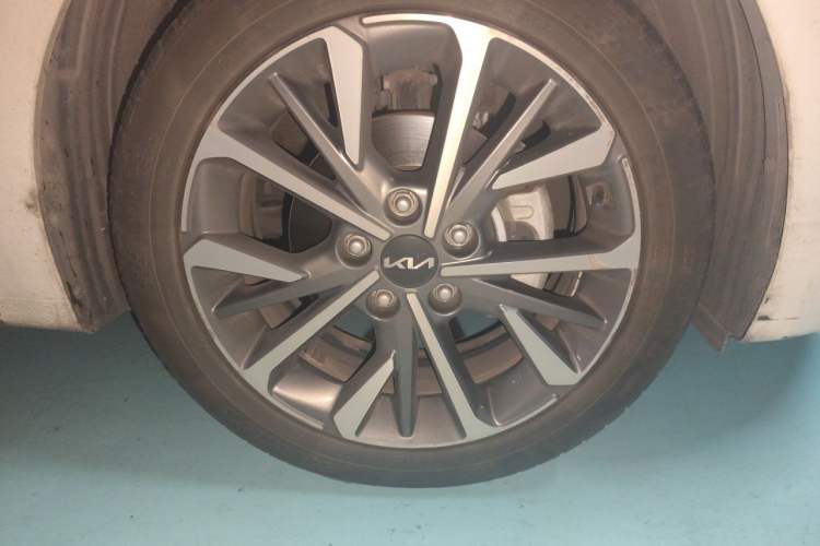 Used Kia K3 2021 1.5L CVT Fashion Edition Right Front Wheel Hub