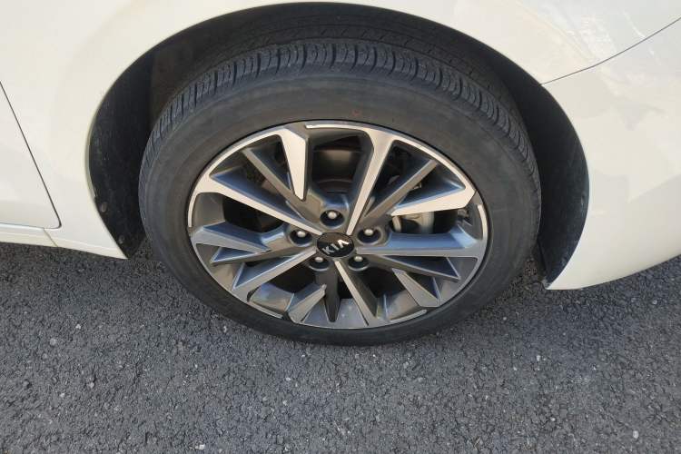 Used Kia K3 2021 1.5L CVT Fashion Edition Right Front Wheel Hub