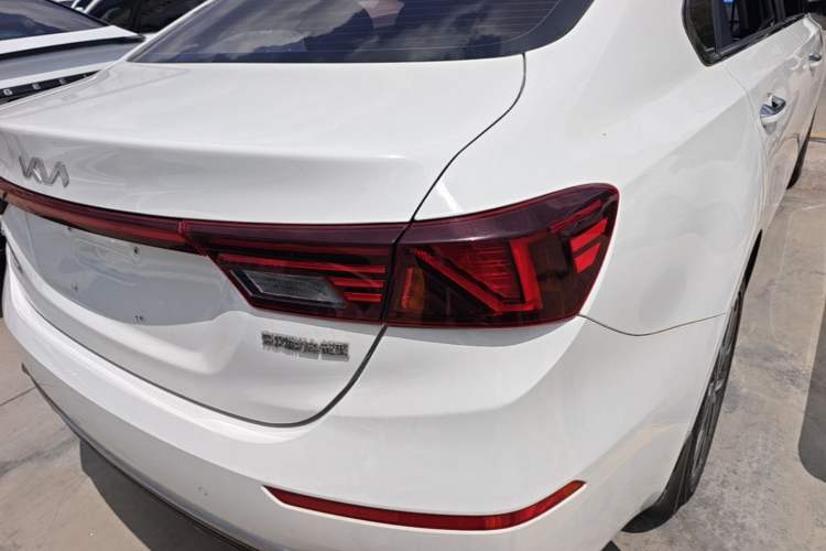 Used Kia K3 2021 Revised 1.5L CVT Fashion Edition Right Rear Taillight