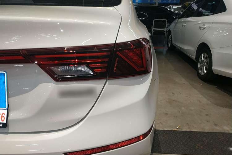 Used Kia K3 2021 Revised 1.5L CVT Fashion Edition Right Rear Taillight