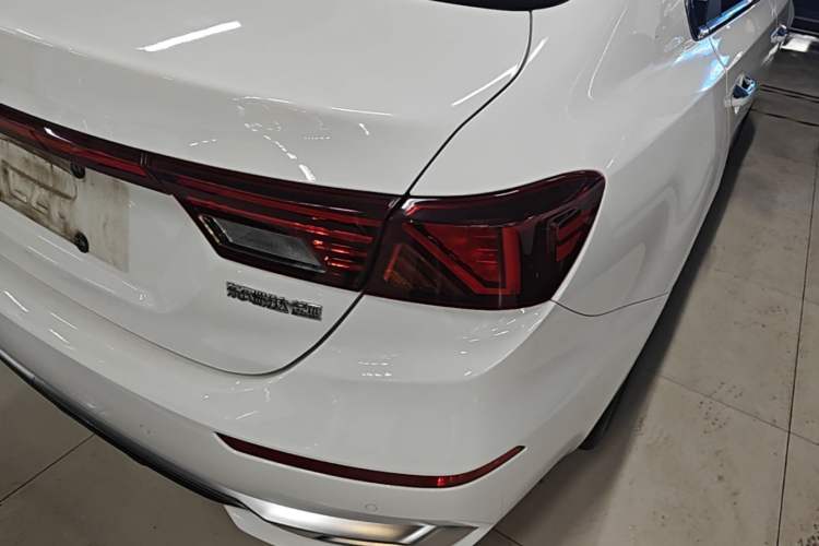 Used Kia K3 2021 Revised 1.5L CVT Fashion Edition Right Rear Taillight
