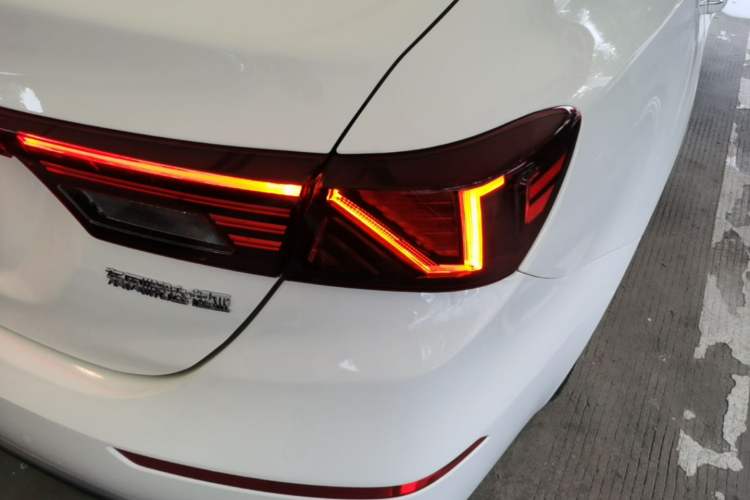 Used Kia K3 2021 1.5L CVT Luxury Edition Right Rear Taillight