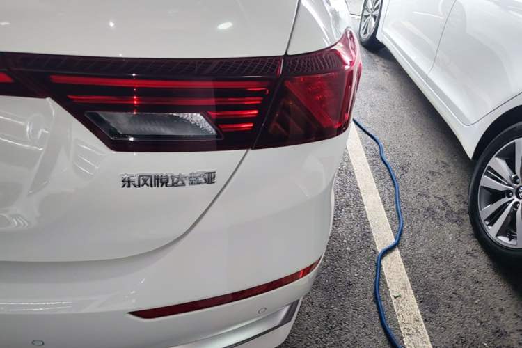 Used Kia K3 2021 Revised 1.5L CVT Fashion Edition Right Rear Taillight