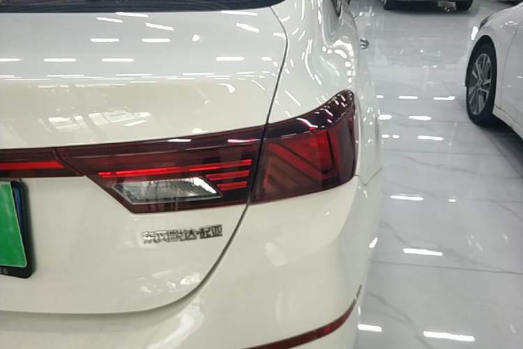 Used Kia K3 2021 1.5L CVT Youth Edition Right Rear Taillight