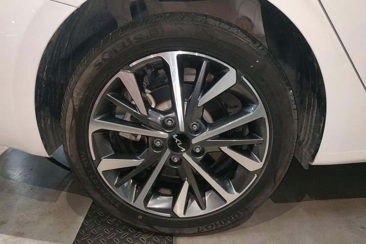Used Kia K3 2021 Revised 1.5L CVT Fashion Edition Right Rear Wheel Hub