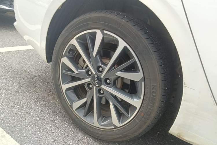 Used Kia K3 2021 Revised 1.5L CVT Fashion Edition Right Rear Wheel Hub