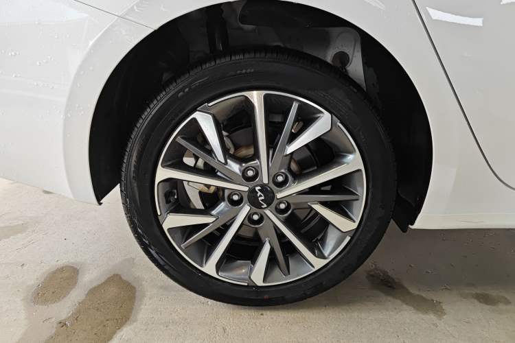 Used Kia K3 2021 Revised 1.5L CVT Fashion Edition Right Rear Wheel Hub