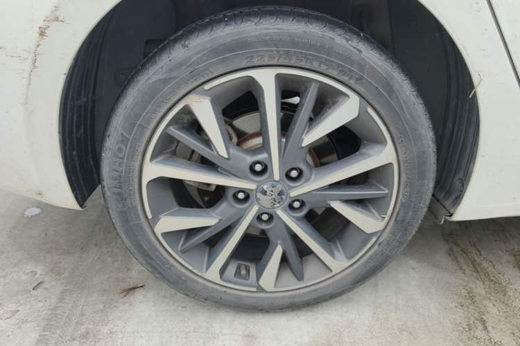 Used Kia K3 2021 Revised 1.5L CVT Fashion Edition Right Rear Wheel Hub