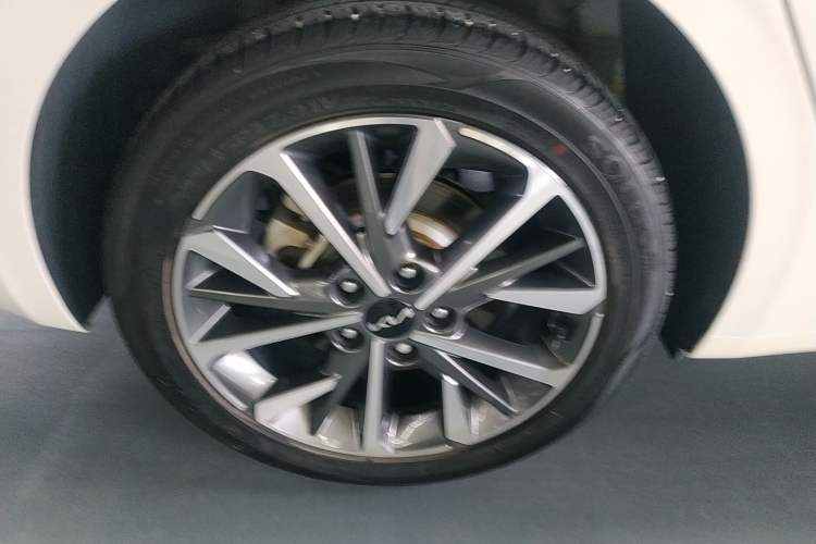 Used Kia K3 2021 Revised 1.5L CVT Fashion Edition Right Rear Wheel Hub