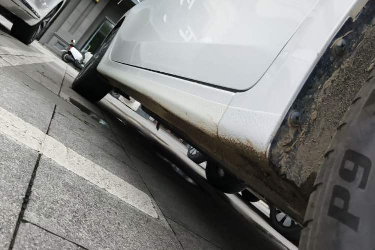 Used Kia K3 2021 Revised 1.5L CVT Fashion Edition Right Side Sill