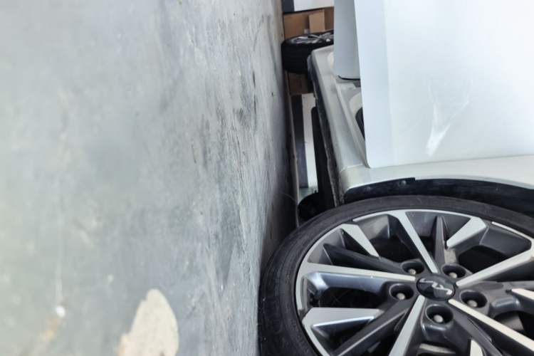 Used Kia K3 2021 Revised 1.5L CVT Youth Edition Right Side Sill