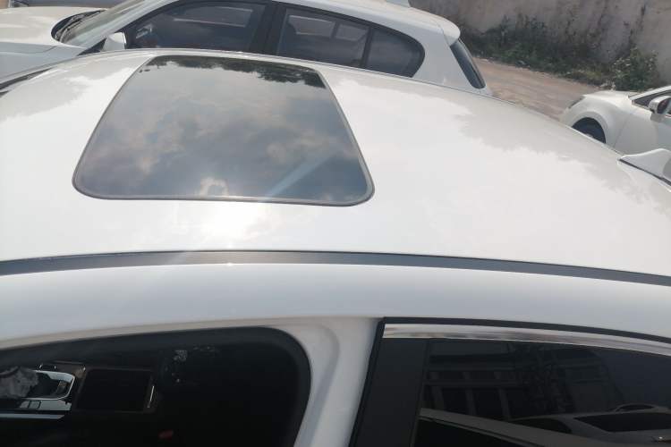 Used Kia K3 2021 Revised 1.5L CVT Fashion Edition Roof