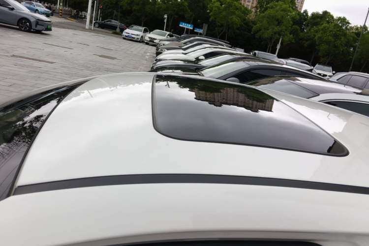 Used Kia K3 2021 Revised 1.5L CVT Fashion Edition Roof