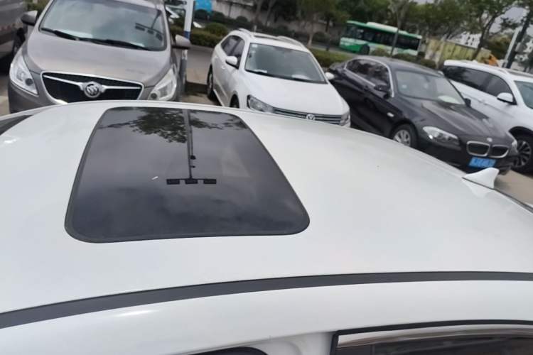 Used Kia K3 2021 Revised 1.5L CVT Fashion Edition Roof