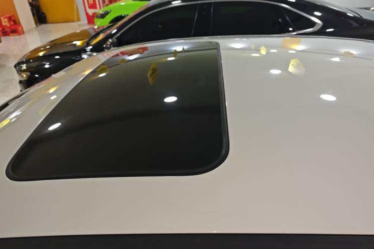 Used Kia K3 2021 Revised 1.5L CVT Fashion Edition Roof