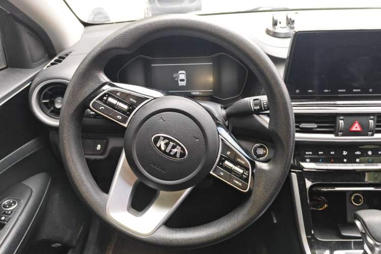 Used Kia K3 2021 1.5L CVT Fashion Edition Steering Wheel
