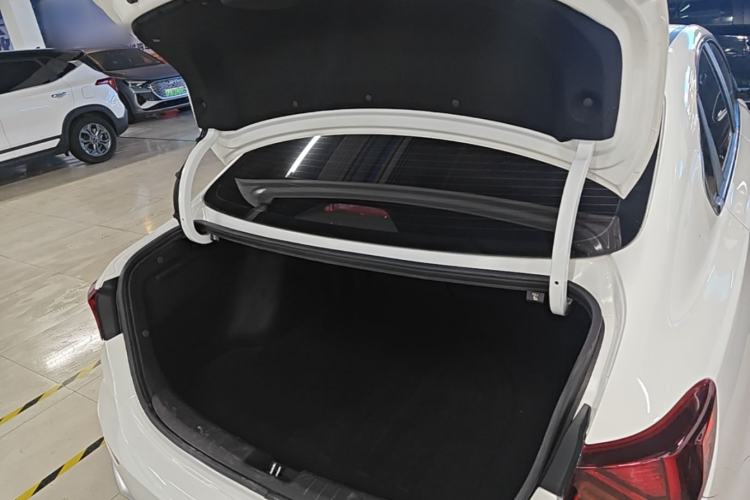 Used Kia K3 2021 Revised 1.5L CVT Fashion Edition Trunk