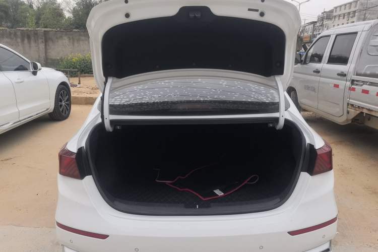 Used Kia K3 2021 Revised 1.5L CVT Fashion Edition Trunk