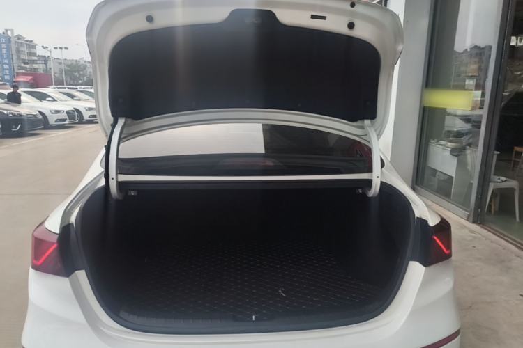 Used Kia K3 2021 Revised 1.5L CVT Fashion Edition Trunk