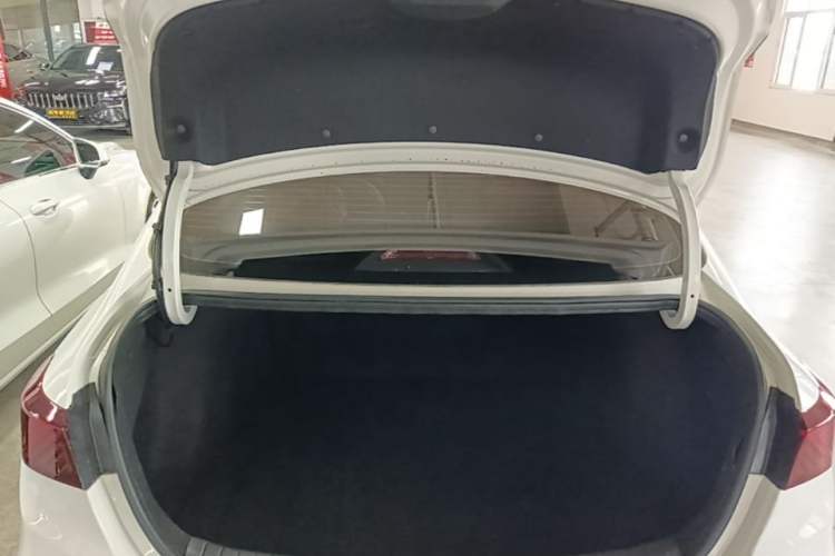 Used Kia K3 2021 1.5L CVT Youth Edition Trunk