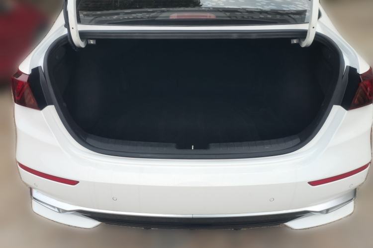 Used Kia K3 2021 Revised 1.5L CVT Fashion Edition Trunk