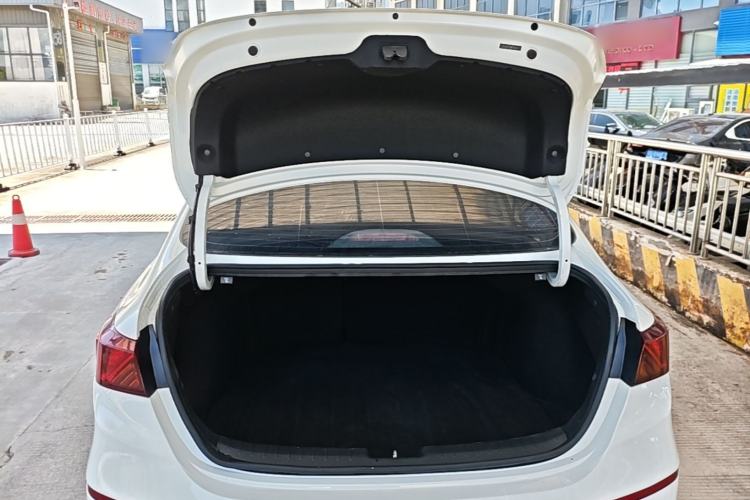 Used Kia K3 2021 Revised 1.5L CVT Fashion Edition Trunk